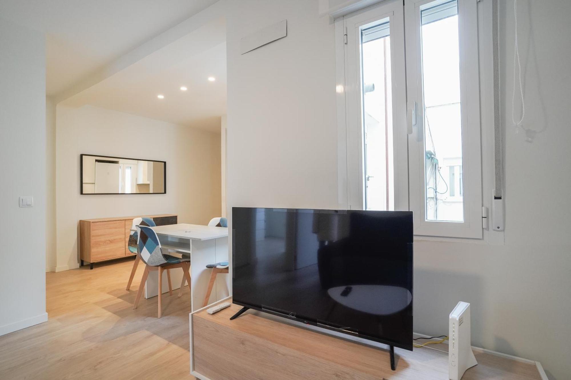 Bright Modern - 2Bedrooms 1Bath - Delicias 마드리드 외부 사진