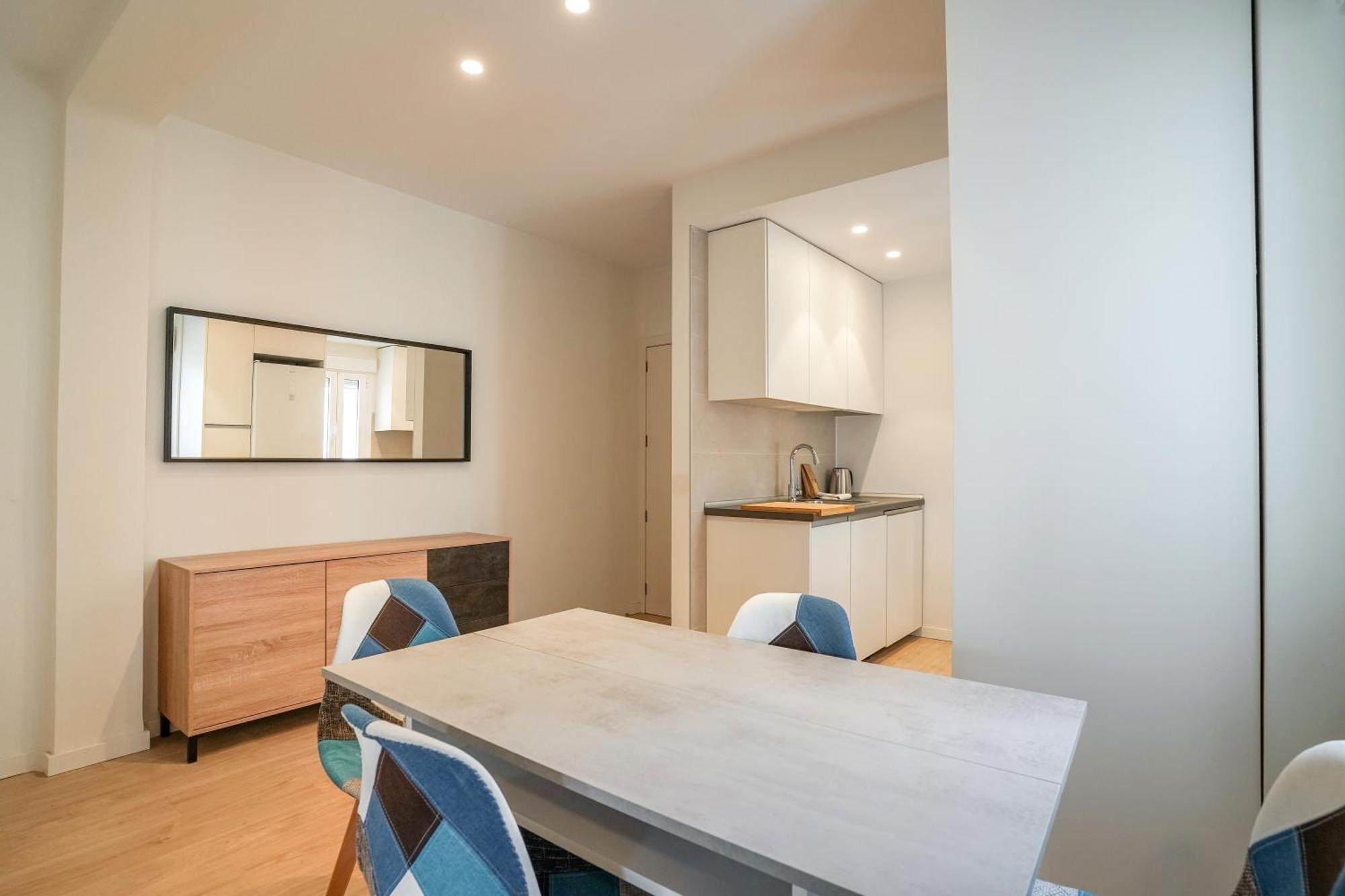 Bright Modern - 2Bedrooms 1Bath - Delicias 마드리드 외부 사진